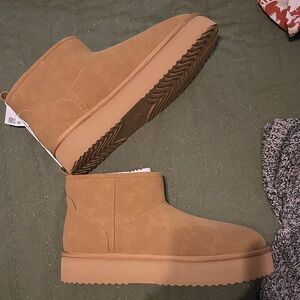 AE Platform Ankle Boots